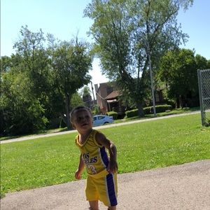 Meet your Posher, Nina